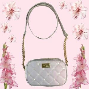 ♡ betsey johnson pastel purple heart quilted crossbody purse